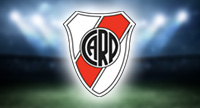 Das Logo von River Plate und im Hintergrund ein Stadion.