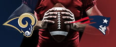 Ein Footballspieler und die Logos der Los Angeles Rams und der New York Patriots.
