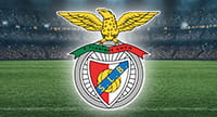 Das Logo von Benfica Lissabon und im Hintergrund ein Stadion.