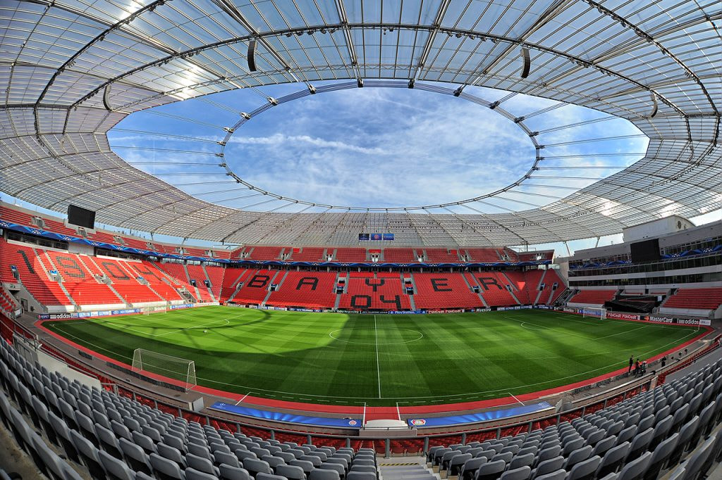 Aufnahme der BayArena, dem Stadion von Bayer Leverkusen.