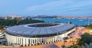 Aufnahme des Tüpraş Stadions in Istanbul, Austragungsort des Europa League Finales 2026.
