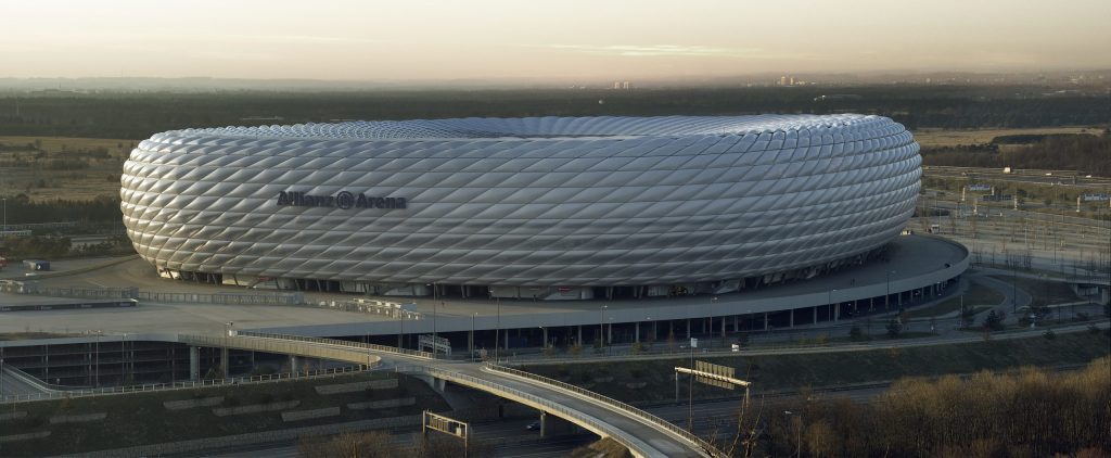 Aufnahme der Münchner Allianz Arena. Austragungsort eines NFL-Spiels 2026.