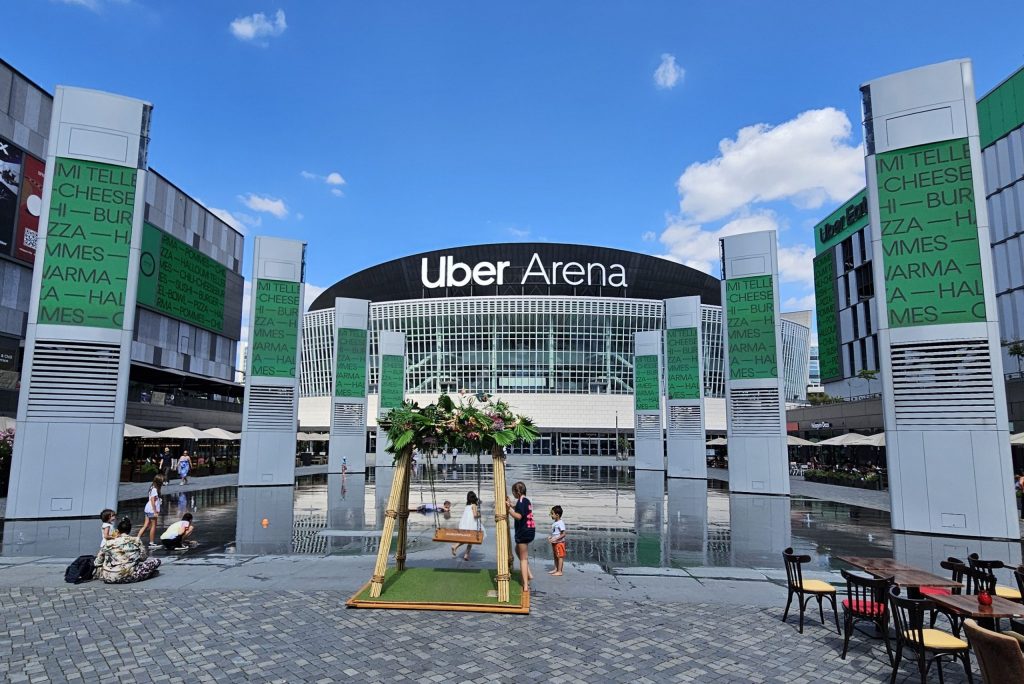 Aufnahme der Berlin Arena. Austragungsort der Gruppenphase und Finalrunde der Basketball-WM der Frauen 2026.